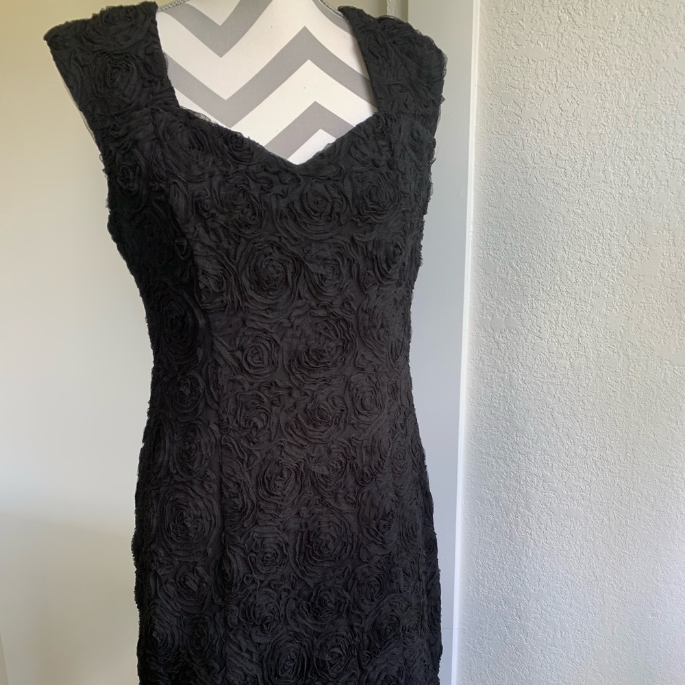 Black floral texture dress size 10